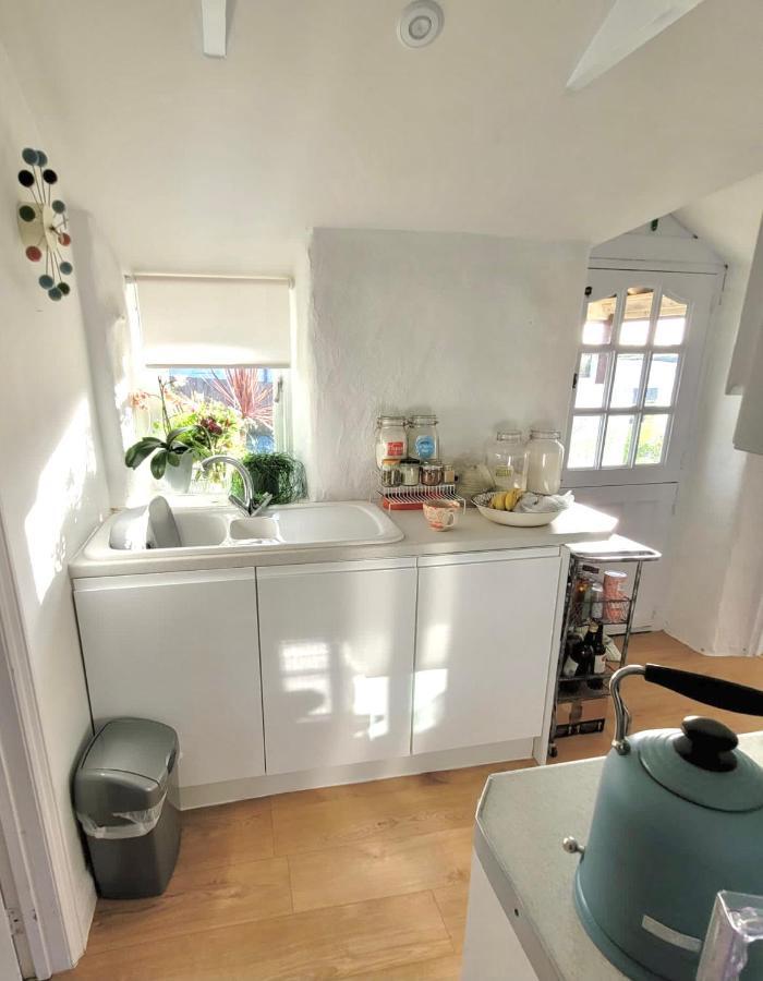 Idyllic Cornish Cottage, Superking Bed, Private Garden Dogs Welcome Truro Exteriér fotografie