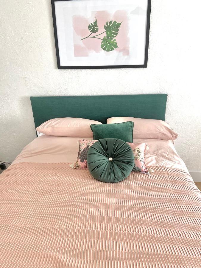 Idyllic Cornish Cottage, Superking Bed, Private Garden Dogs Welcome Truro Exteriér fotografie